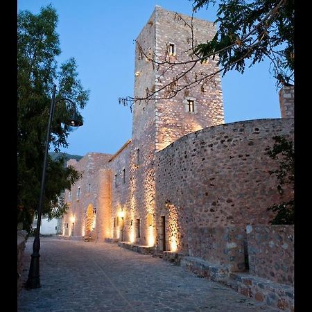 Aparthotel Arapakis Historic Castle Pírgos Dhiroú Zewnętrze zdjęcie