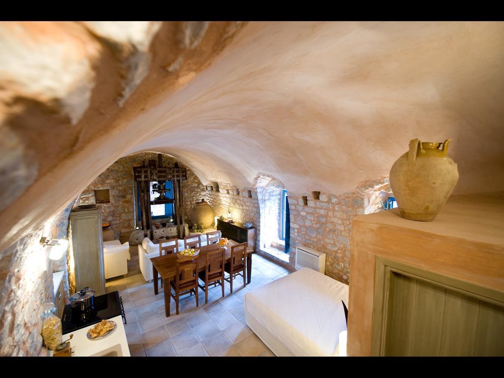 Aparthotel Arapakis Historic Castle Pírgos Dhiroú Pokój zdjęcie