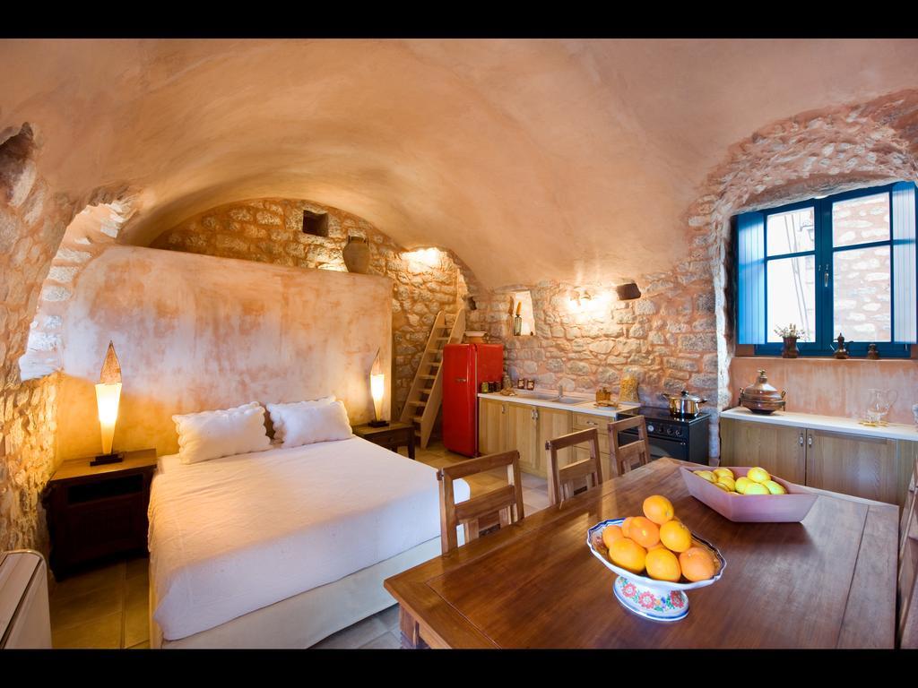 Aparthotel Arapakis Historic Castle Pírgos Dhiroú Pokój zdjęcie