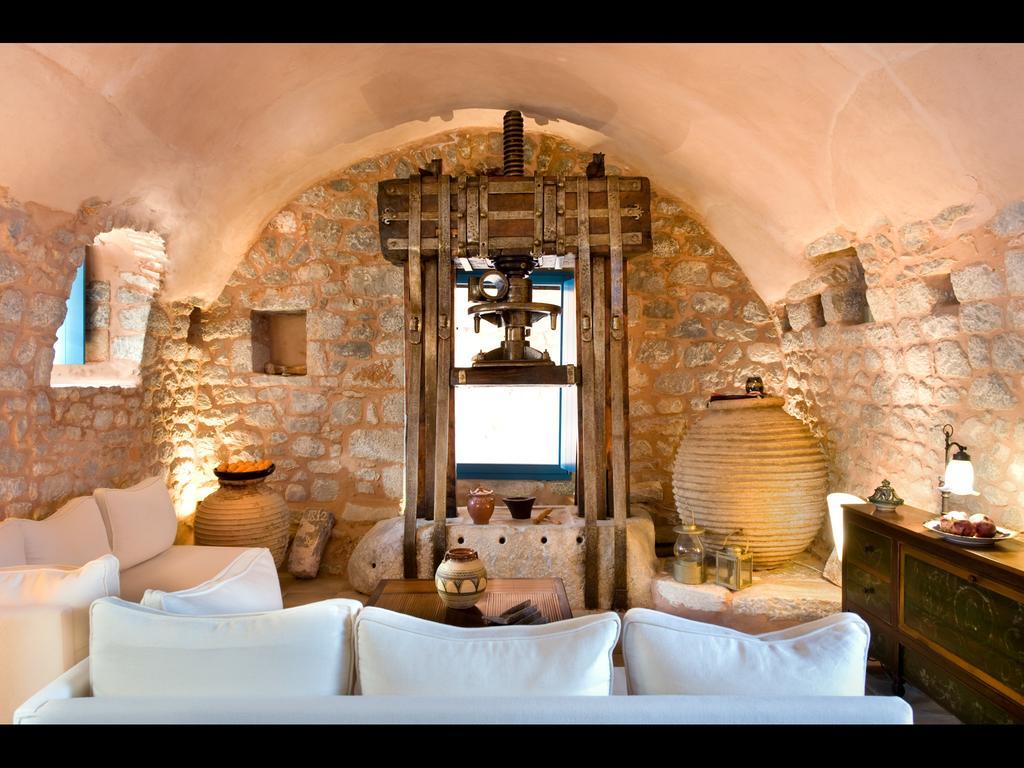 Aparthotel Arapakis Historic Castle Pírgos Dhiroú Zewnętrze zdjęcie