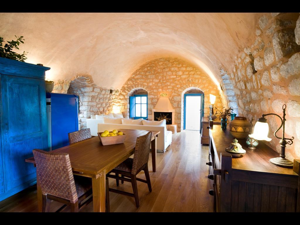 Aparthotel Arapakis Historic Castle Pírgos Dhiroú Pokój zdjęcie
