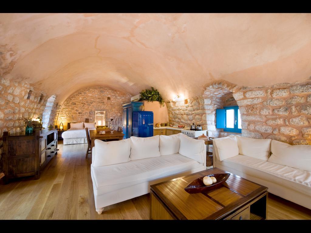 Aparthotel Arapakis Historic Castle Pírgos Dhiroú Pokój zdjęcie