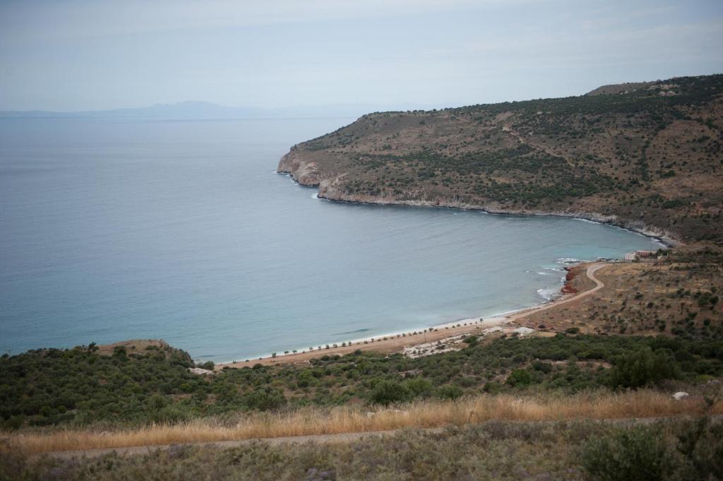 Aparthotel Arapakis Historic Castle Pírgos Dhiroú Zewnętrze zdjęcie