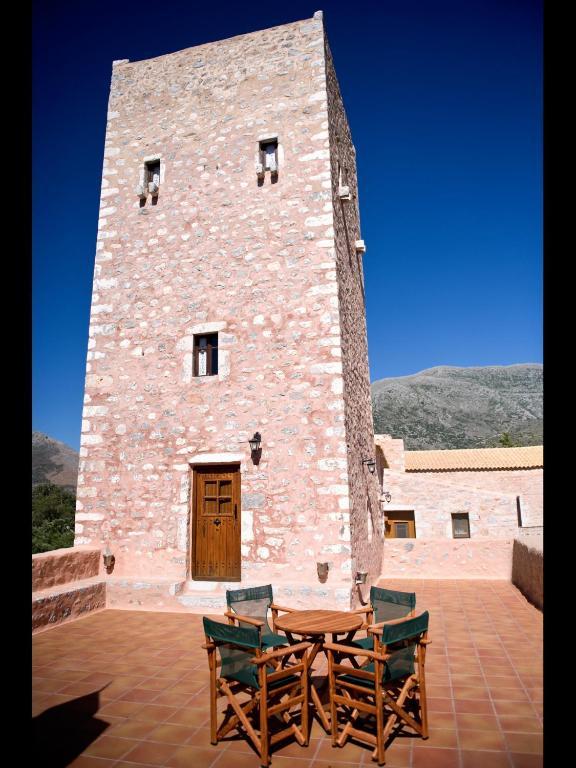 Aparthotel Arapakis Historic Castle Pírgos Dhiroú Zewnętrze zdjęcie